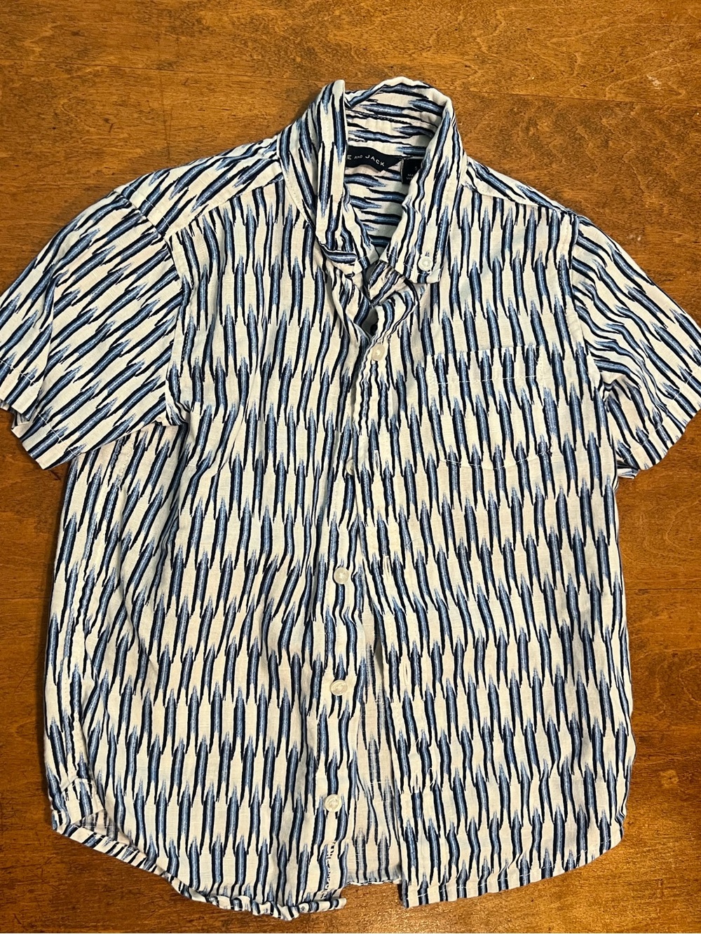 Janie and Jack Boys Size 5 Blue White Ikat Stripe Short Sleeve Button Down Shirt